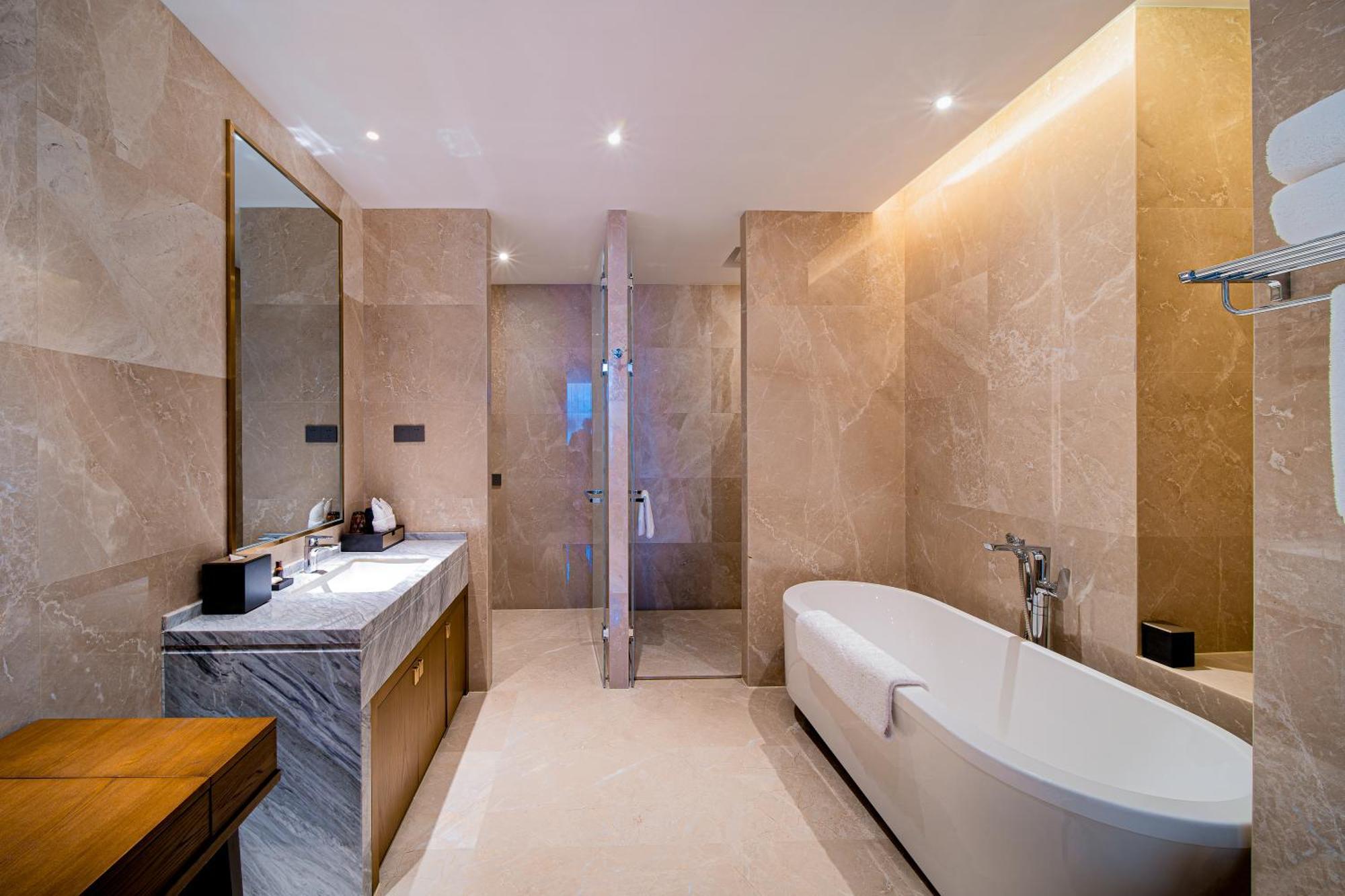 Wyndham Shiyan Downtown Hotel Buitenkant foto