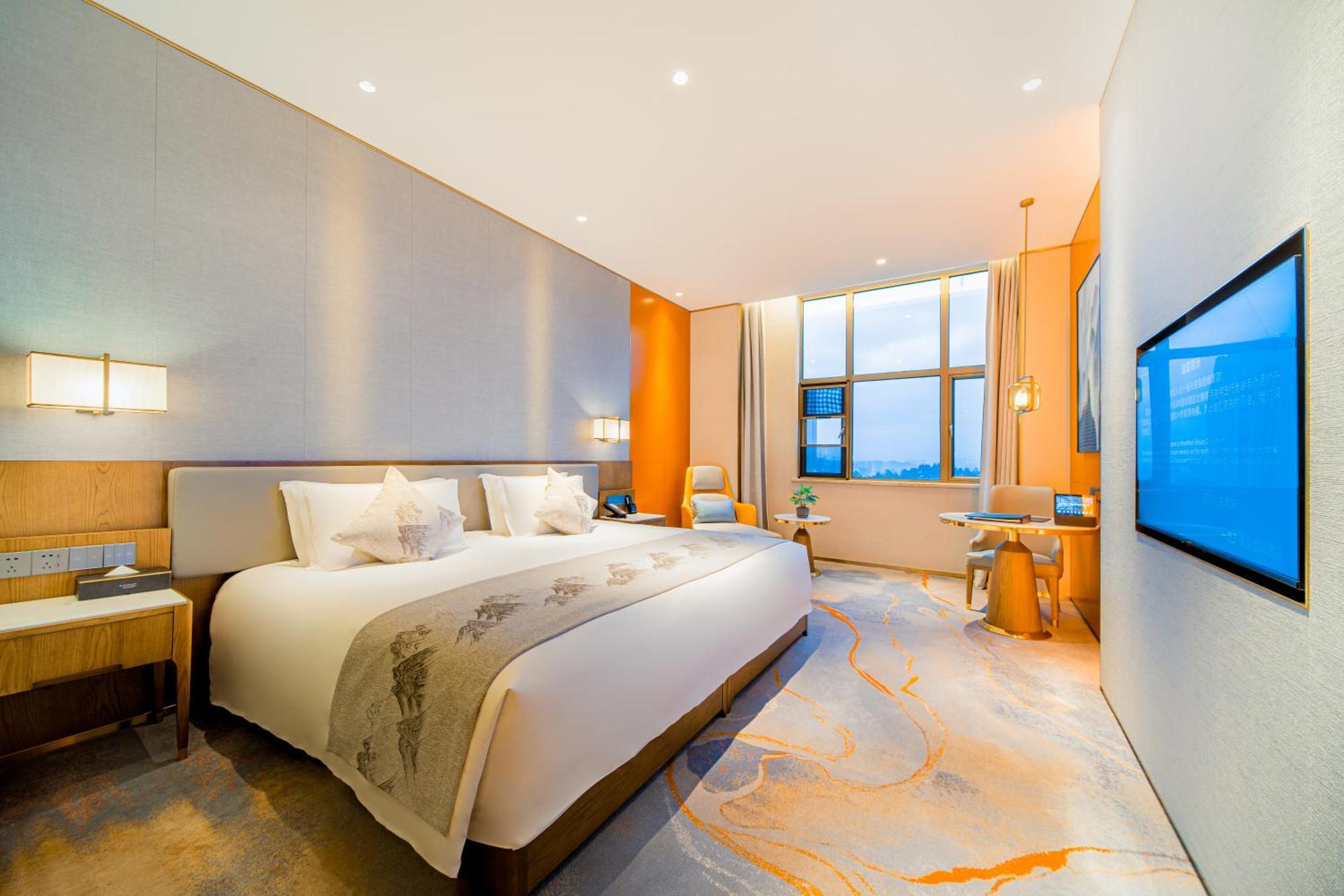 Wyndham Shiyan Downtown Hotel Buitenkant foto