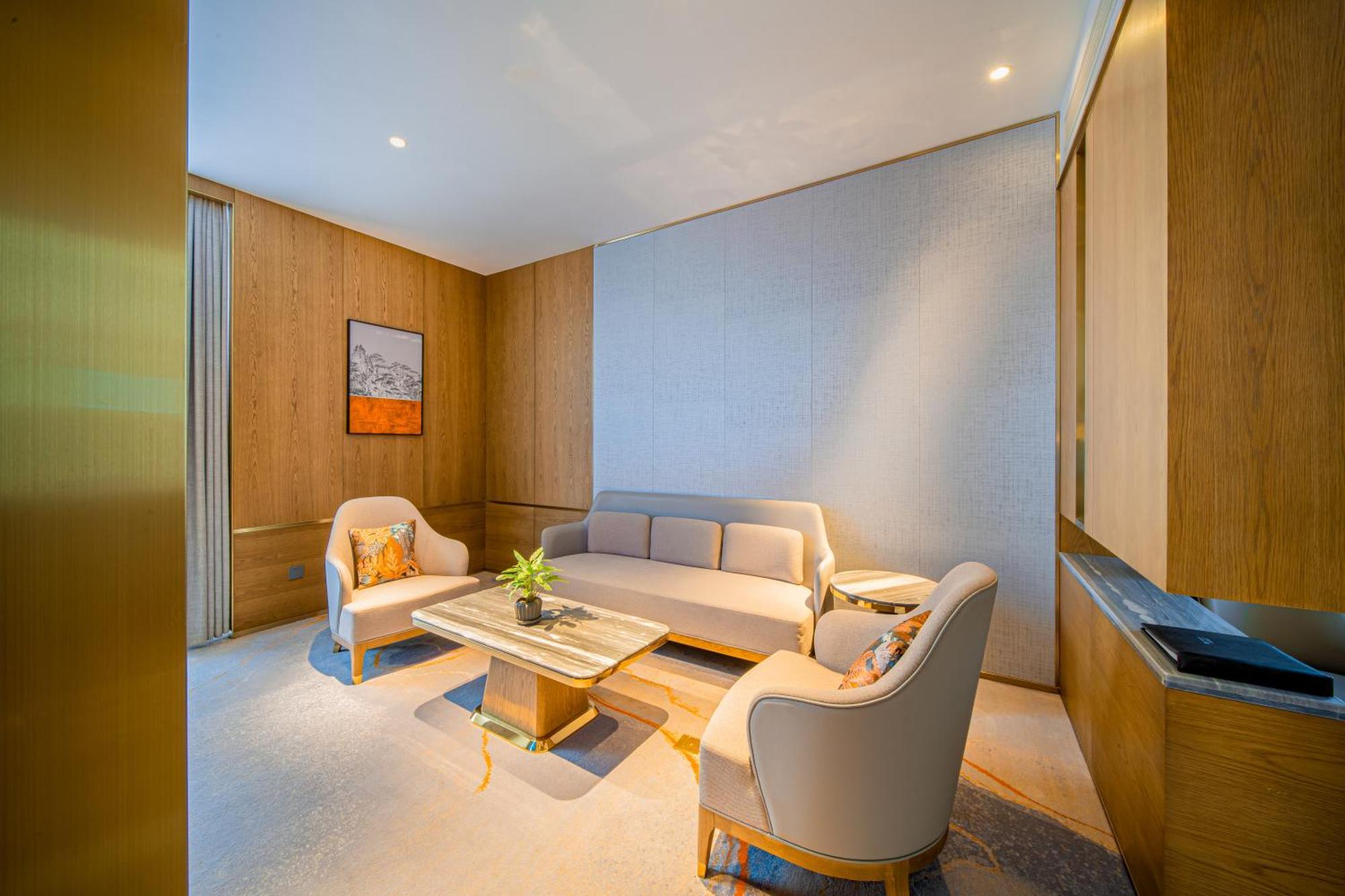 Wyndham Shiyan Downtown Hotel Buitenkant foto